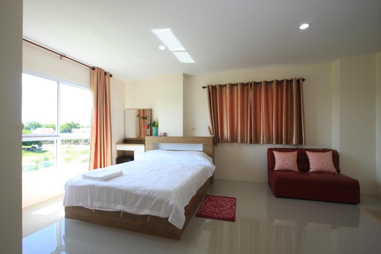 Chantorn Residence Si Racha Exterior foto